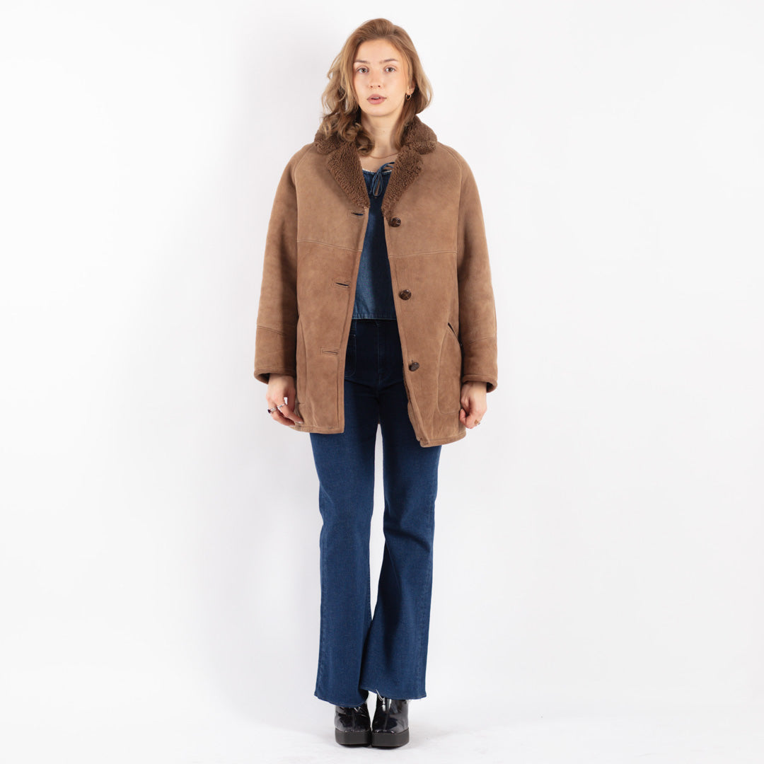 Vintage 70's Women Sheepskin Coat in Beige