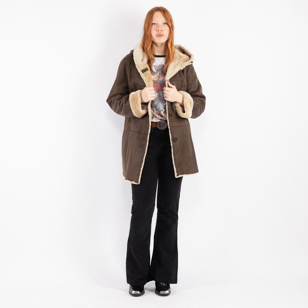 Vintage 90's Women Sheepskin Coat in Brown