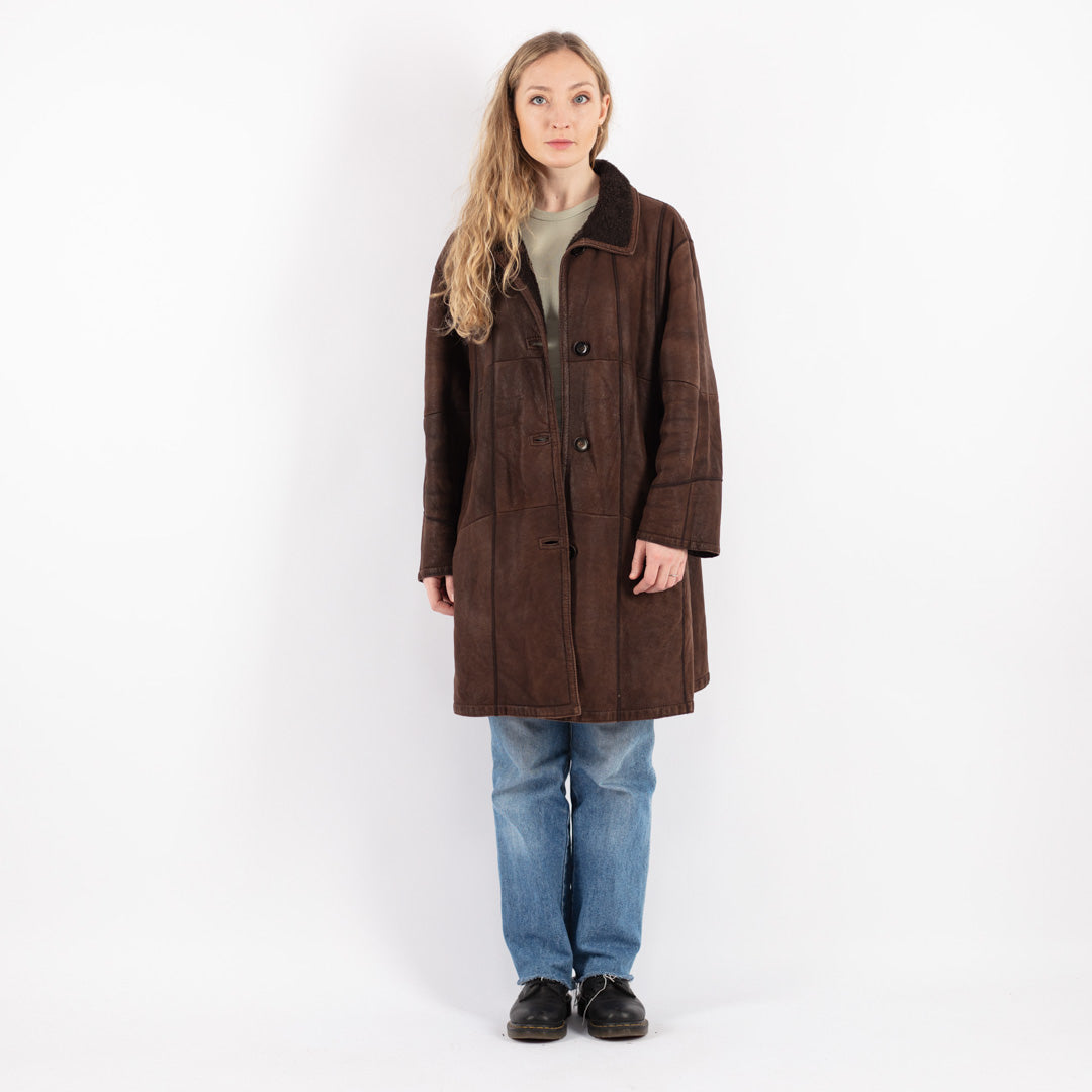 Vintage 90's Women Sheepskin Coat in Brown