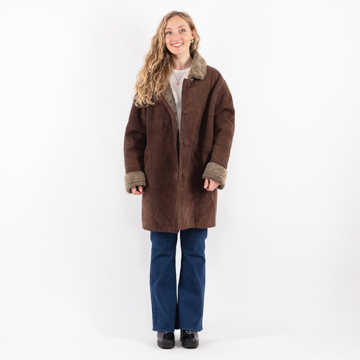 Vintage 90's Women Sheepskin Coat in Brown