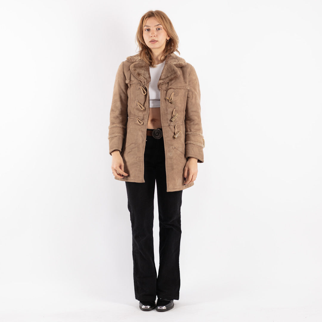 Vintage 90's Women Sheepskin Coat in Beige