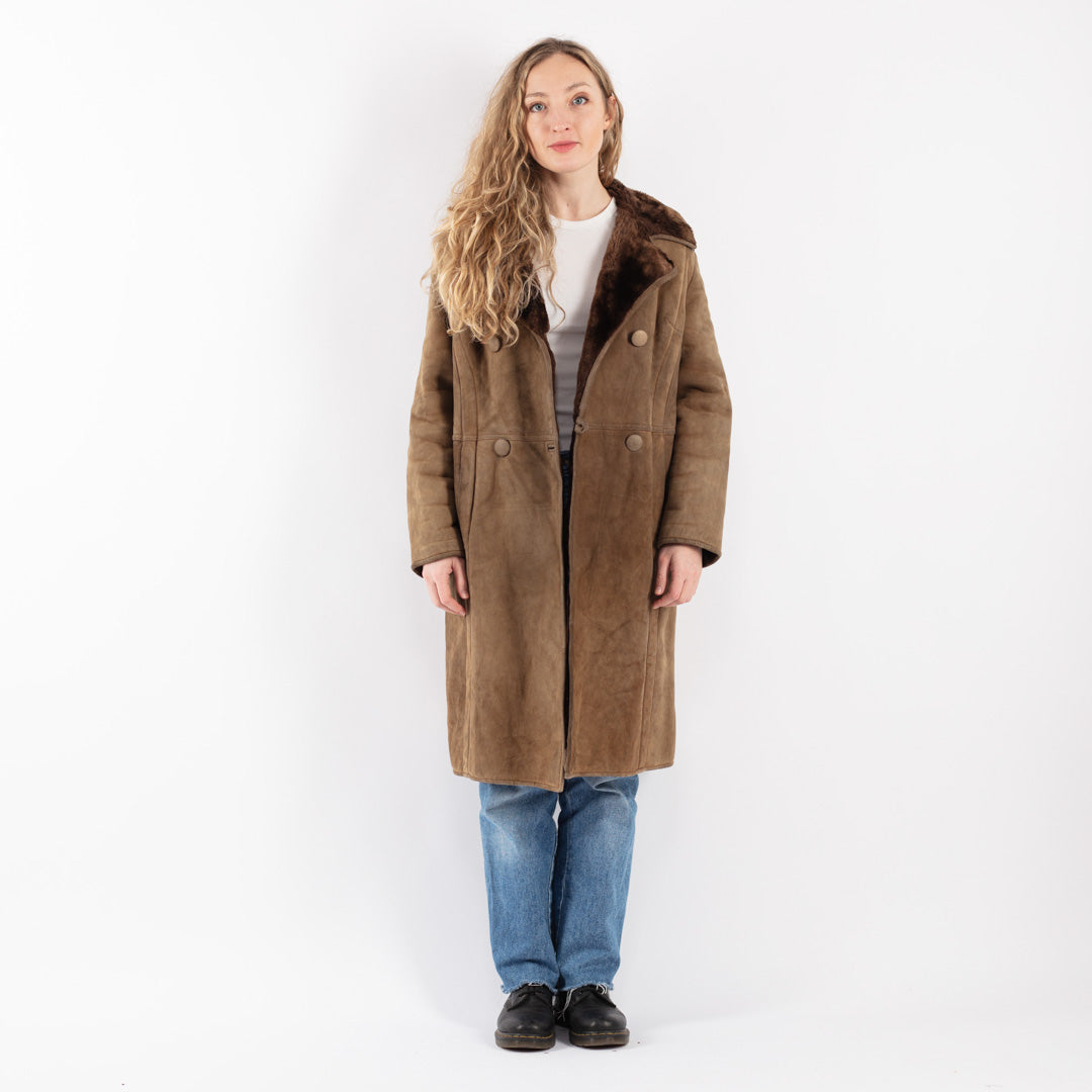 Vintage 90's Women Sheepskin Coat in Beige