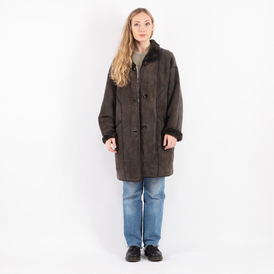 Vintage 80's Women Sheepskin Coat in Brown