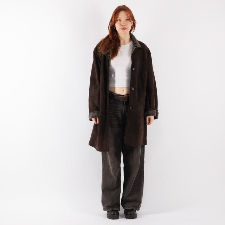 Vintage 90's Women Sheepskin Coat in Brown