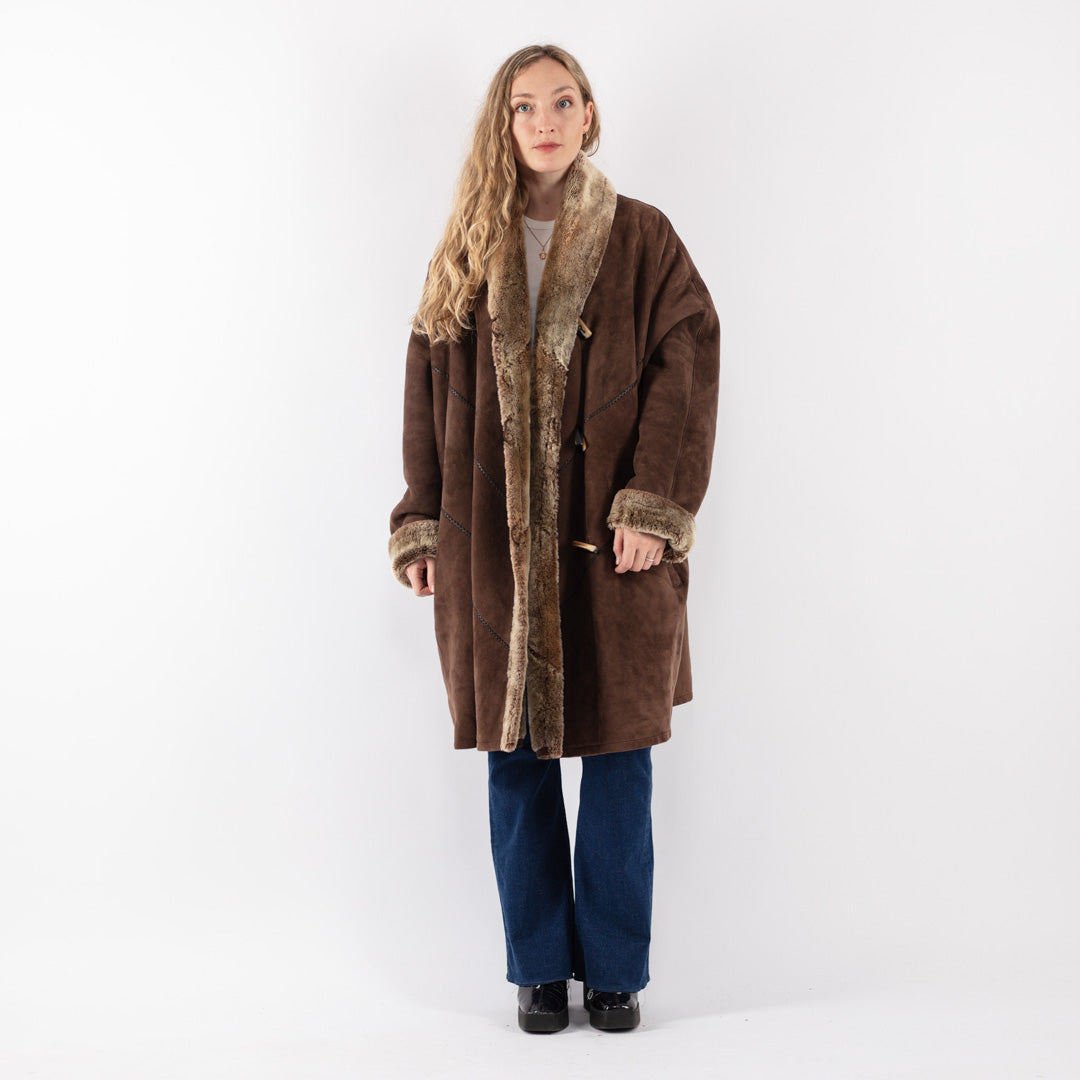 Vintage 90's Women Sheepskin Coat in Brown