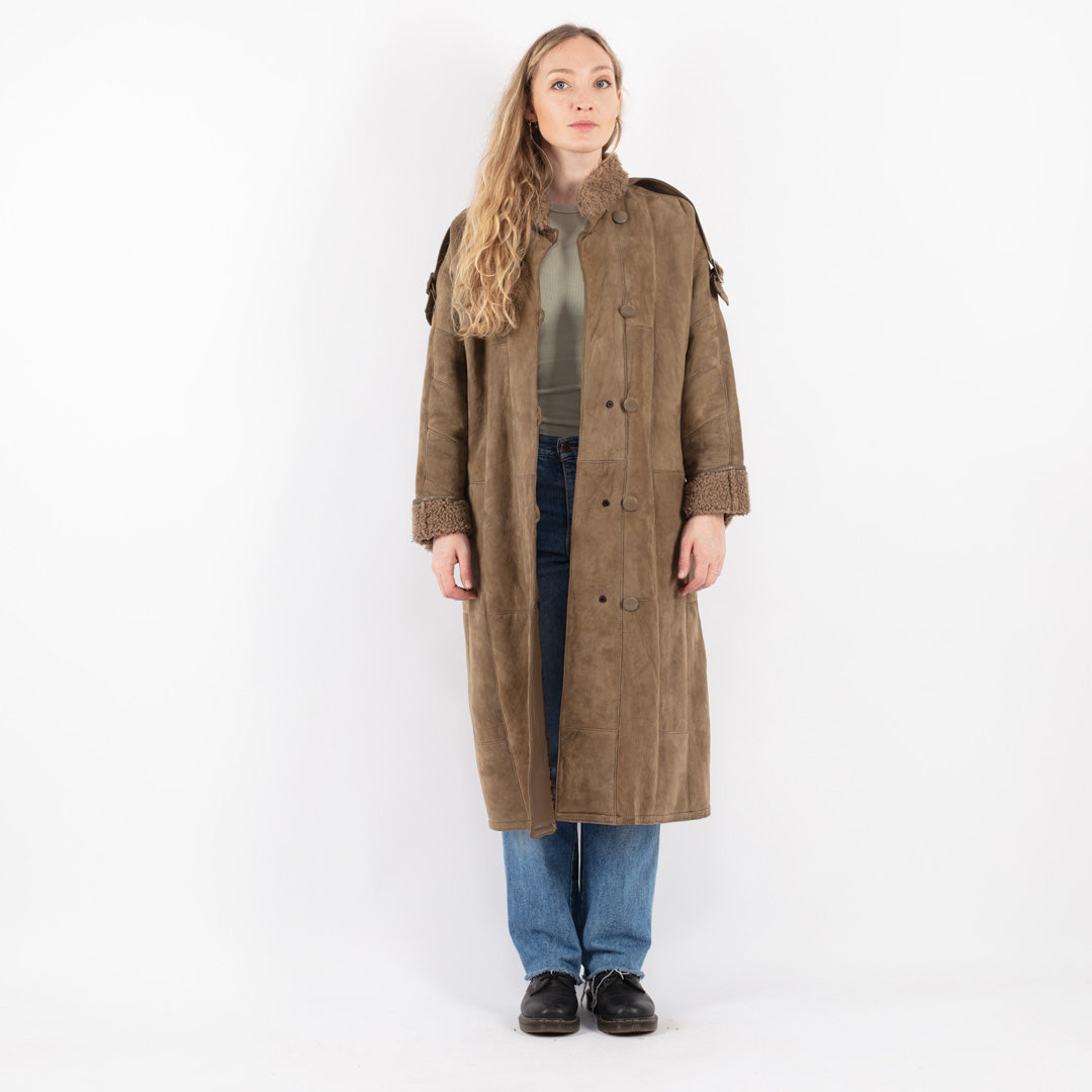Vintage 70's Women Sheepskin Coat in Beige