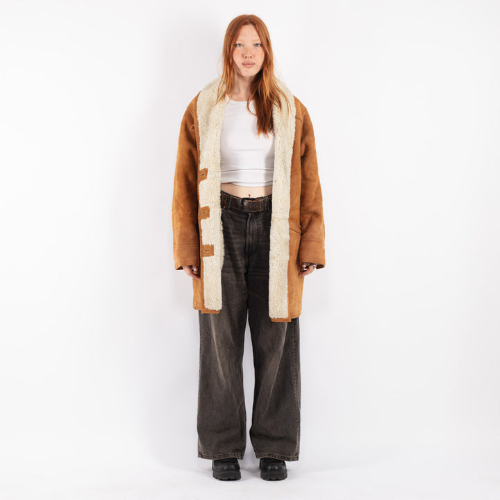 Vintage 90's Women Sheepskin Coat in Brown