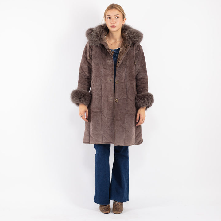 Vintage 90's Women Faux Sheepskin Coat in Brown