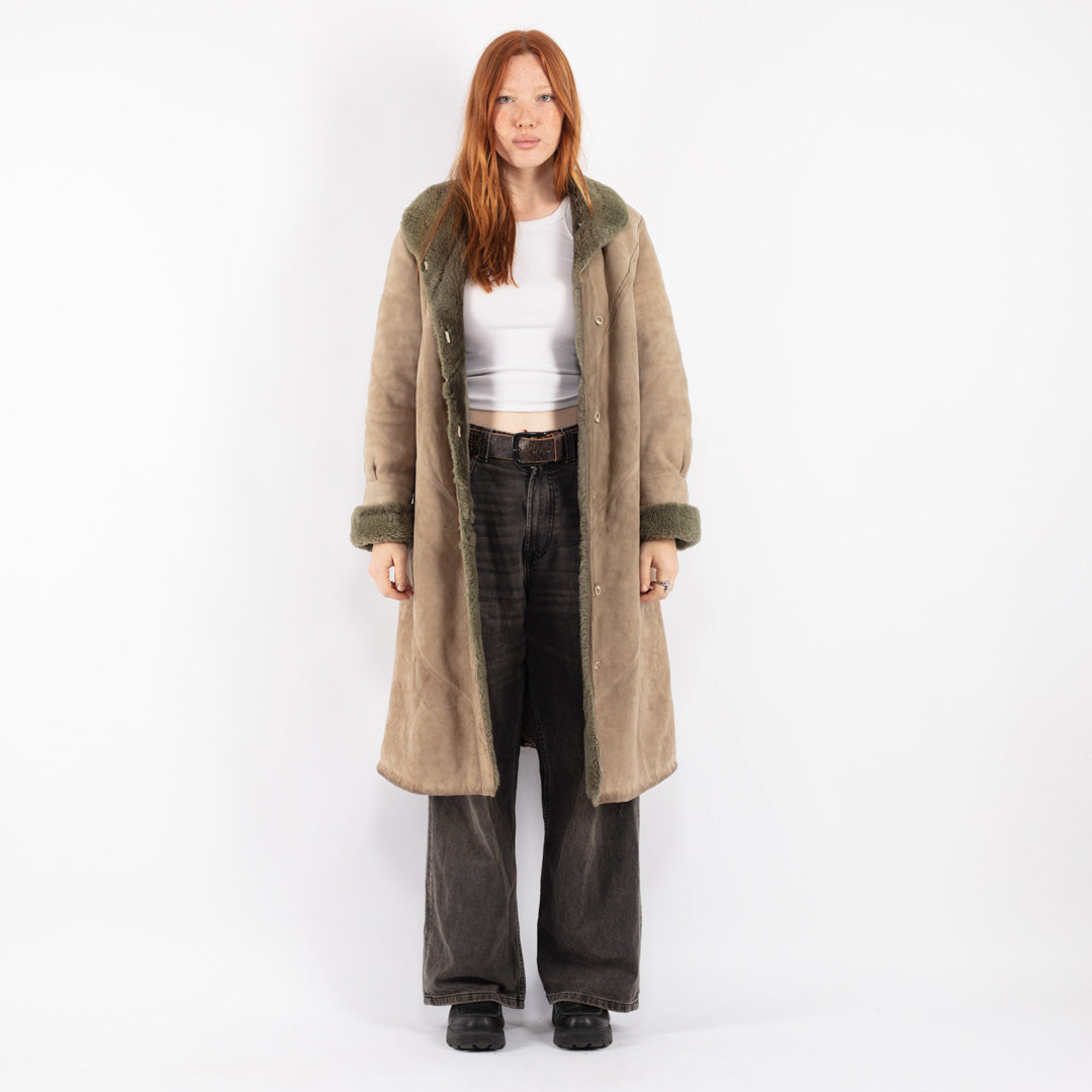Vintage 80's Women Sheepskin Coat in Beige
