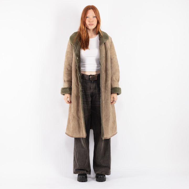 Vintage 80's Women Sheepskin Coat in Beige