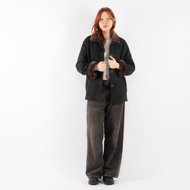 Vintage 90's Women Sheepskin Jacket in Black