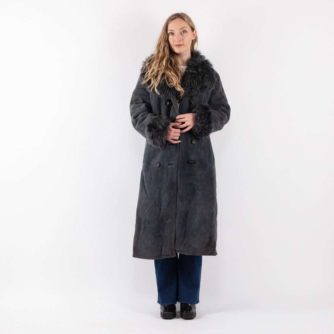 Vintage 70's Women Sheepskin Coat in Gray