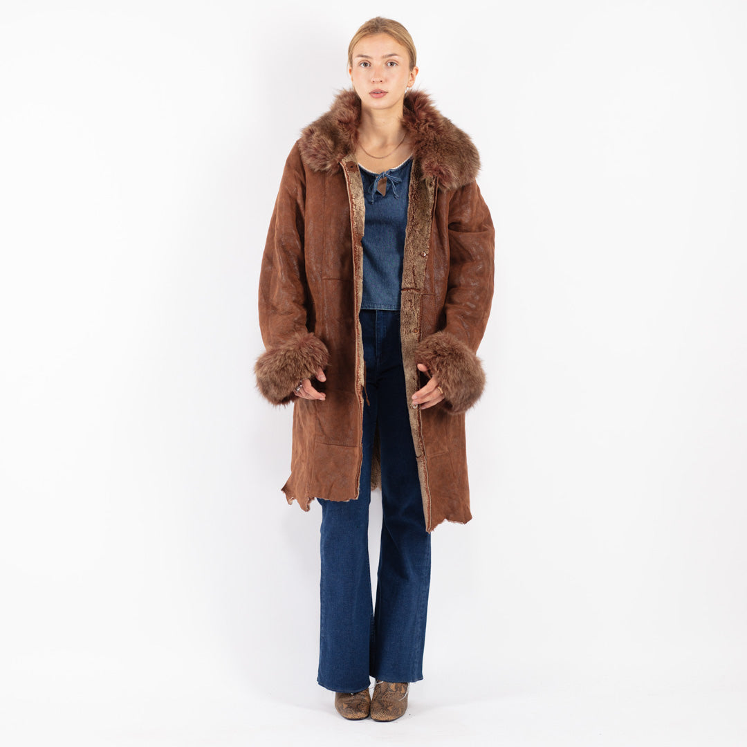 Vintage 90's Women Sheepskin Coat in Brown