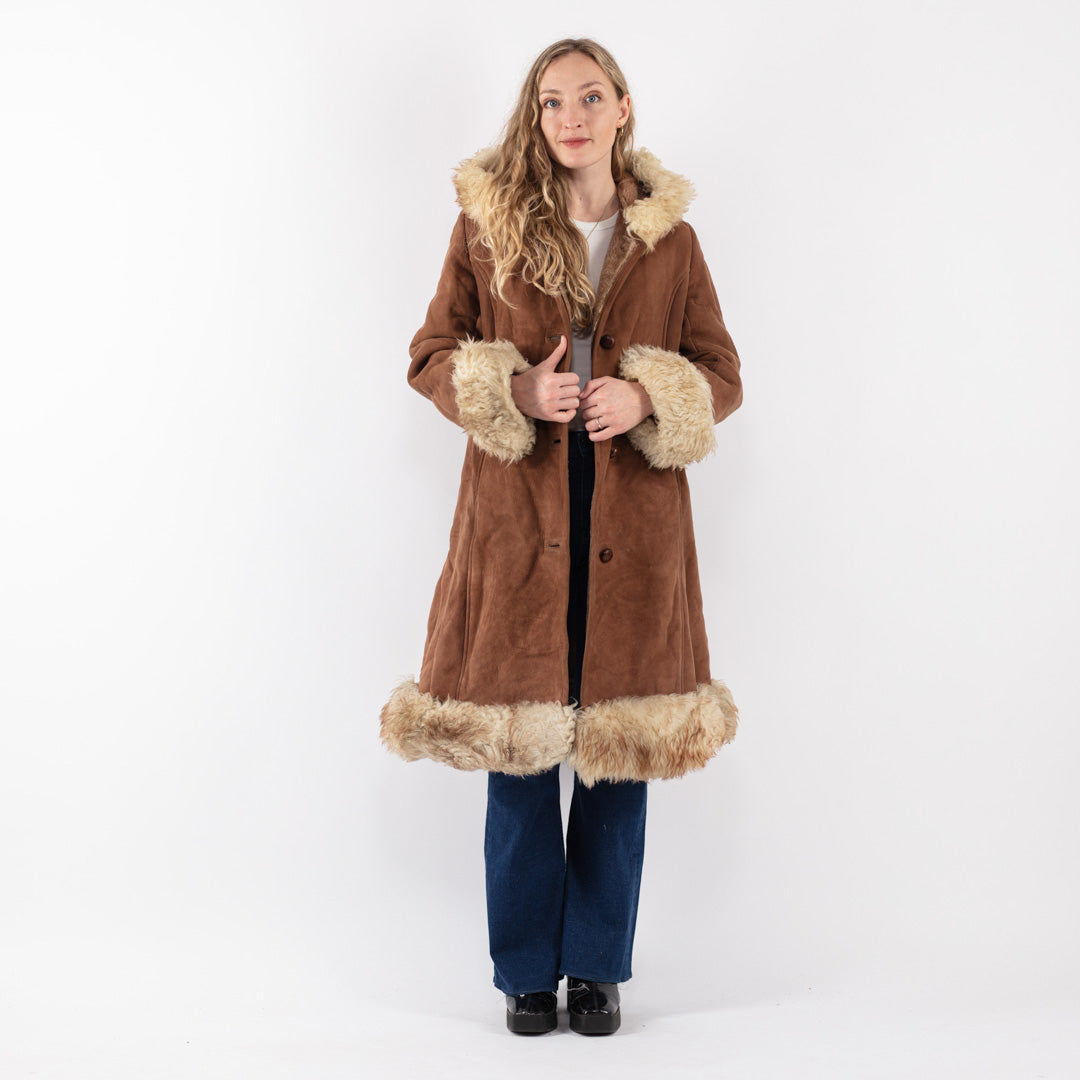 Vintage 70's Women Sheepskin Coat in Brown