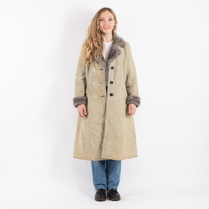 Vintage 70's Women Sheepskin Coat in Beige