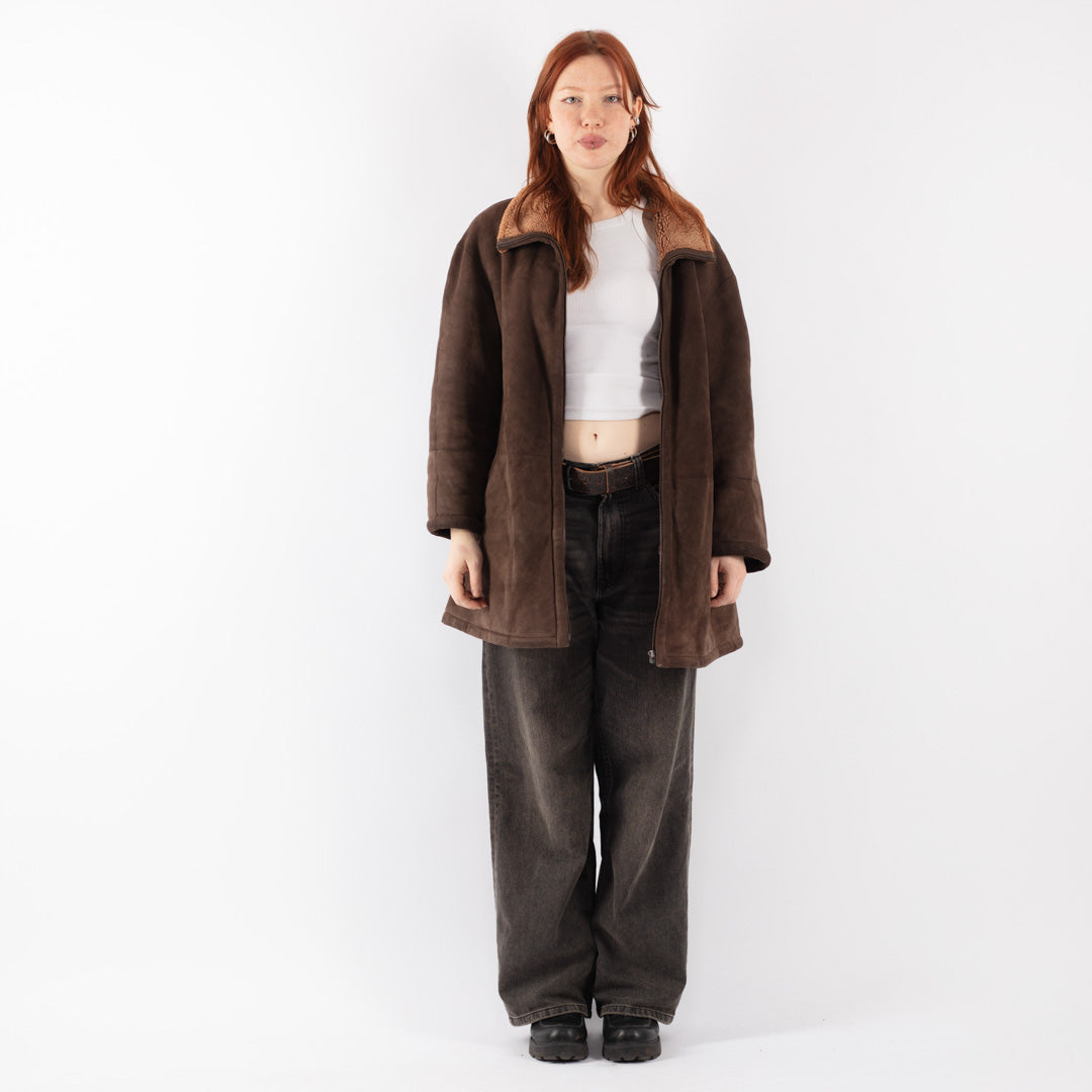 Vintage 90's Women Sheepskin Coat in Brown