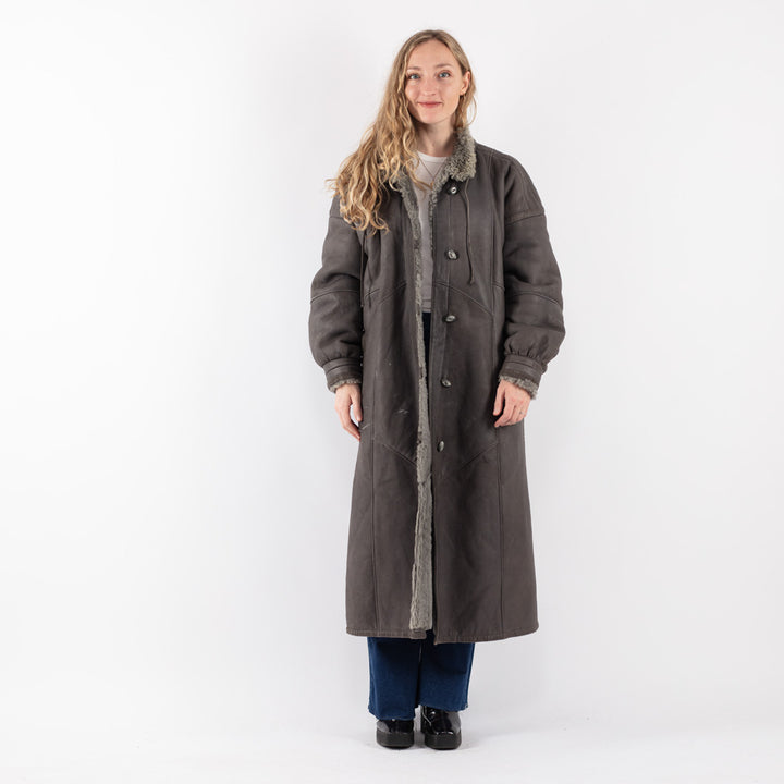 Vintage 70's Women Sheepskin Coat in Gray