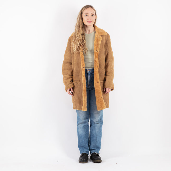 Vintage 90's Women Sheepskin Coat in Beige