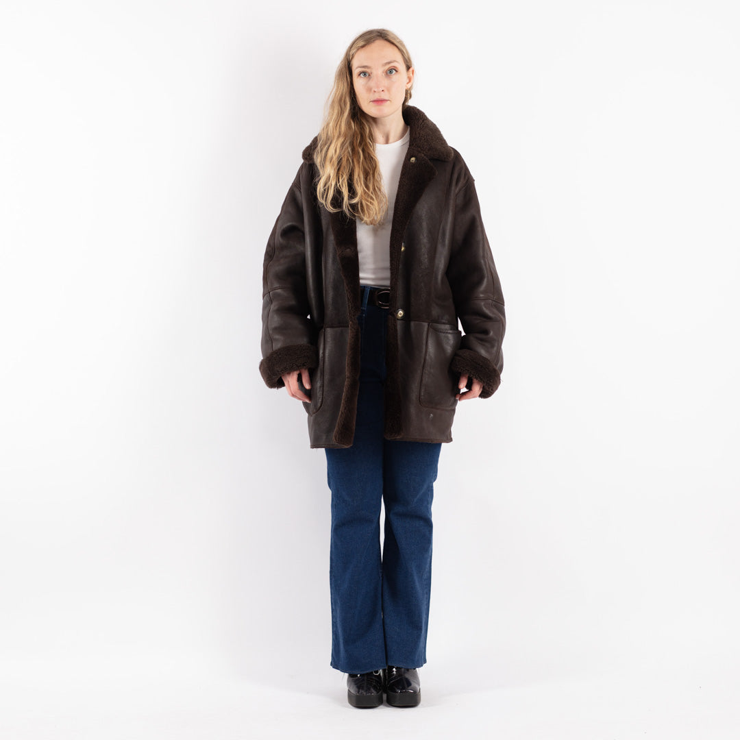 Vintage 90's Women Sheepskin Coat in Brown