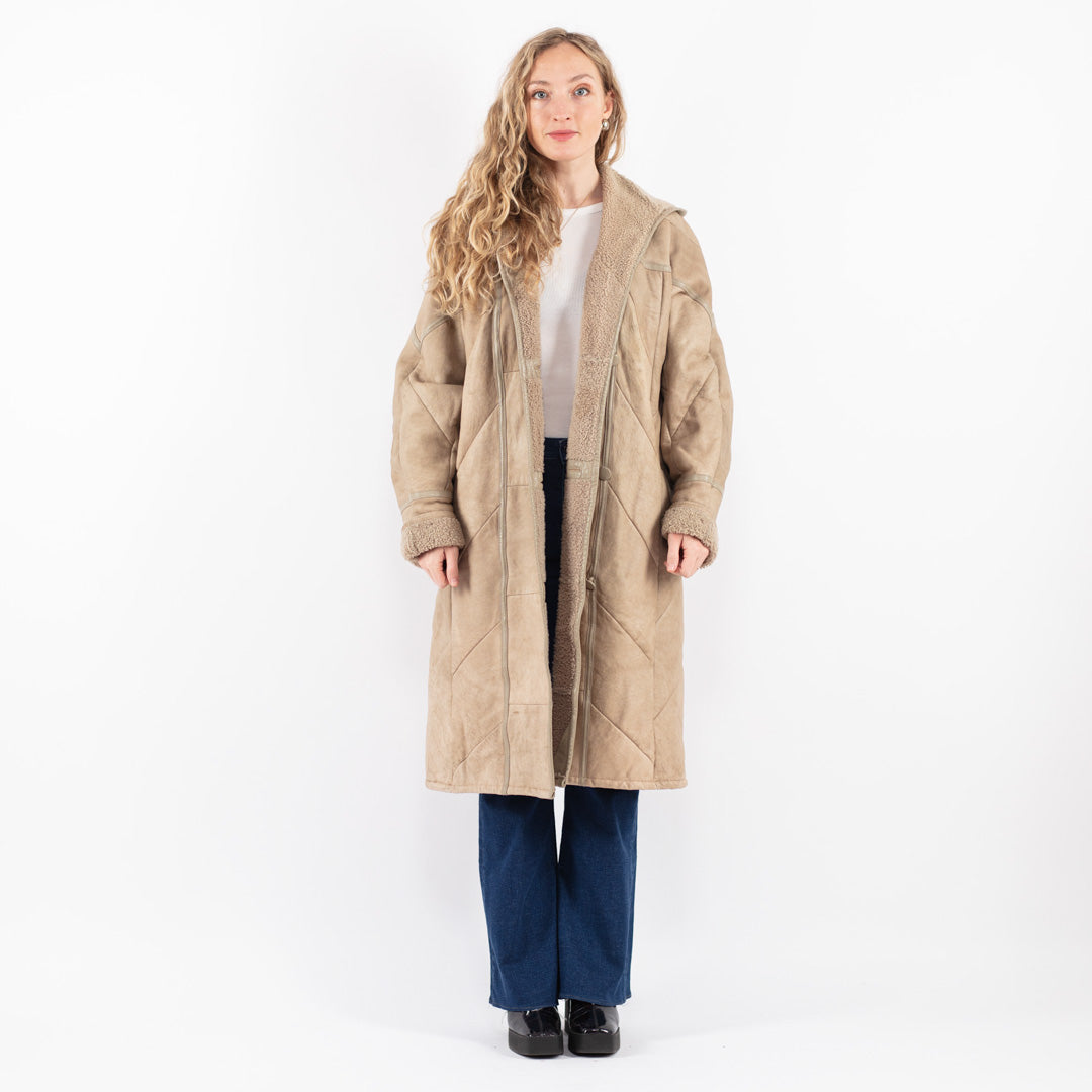 Vintage 90's Women Sheepskin Coat in Beige