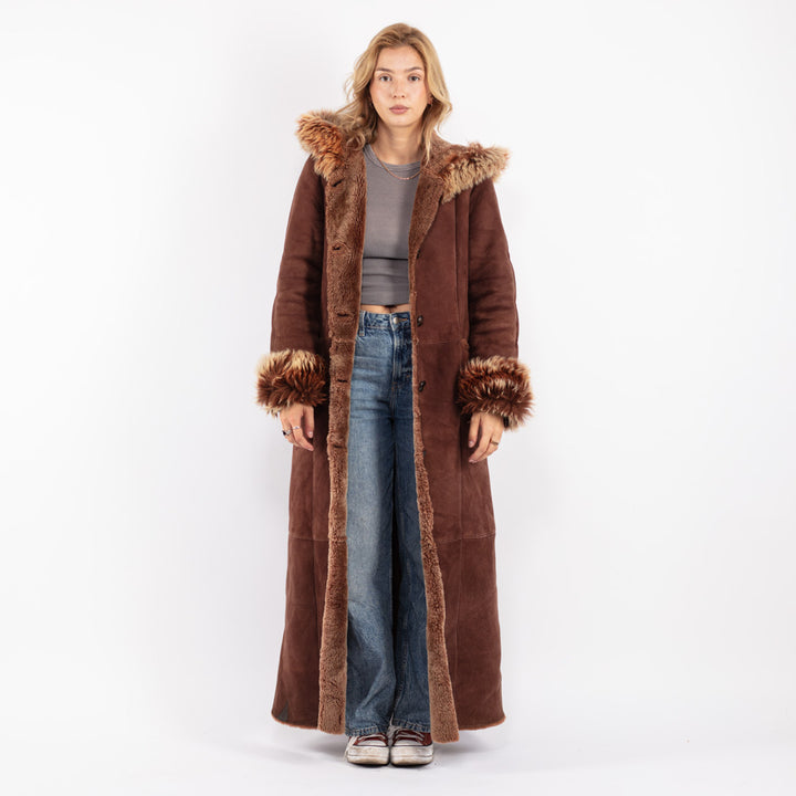 Vintage 90's Women Sheepskin Coat in Brown