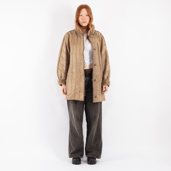 Vintage 70's Women Sheepskin Coat in Beige