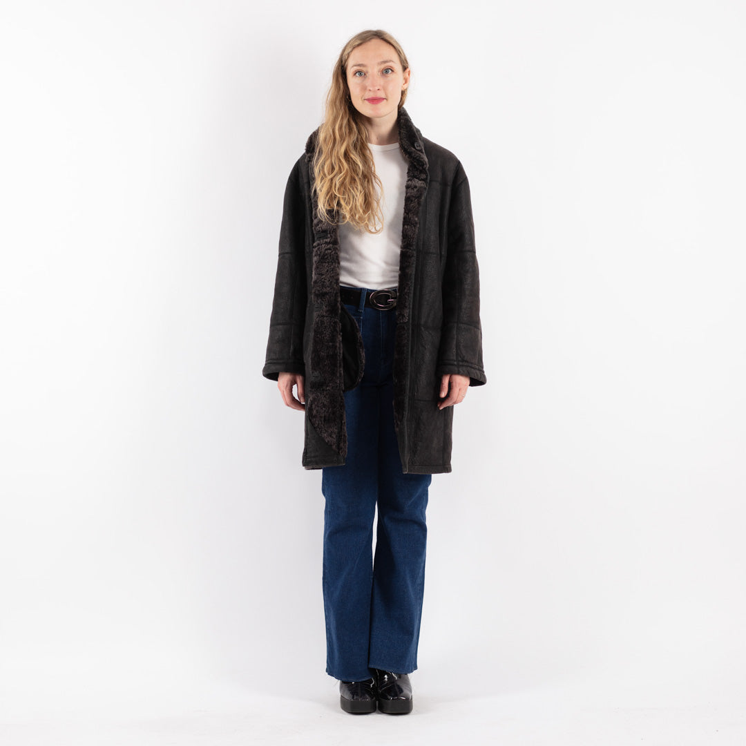 Vintage 00's Women Sheepskin Coat in Black