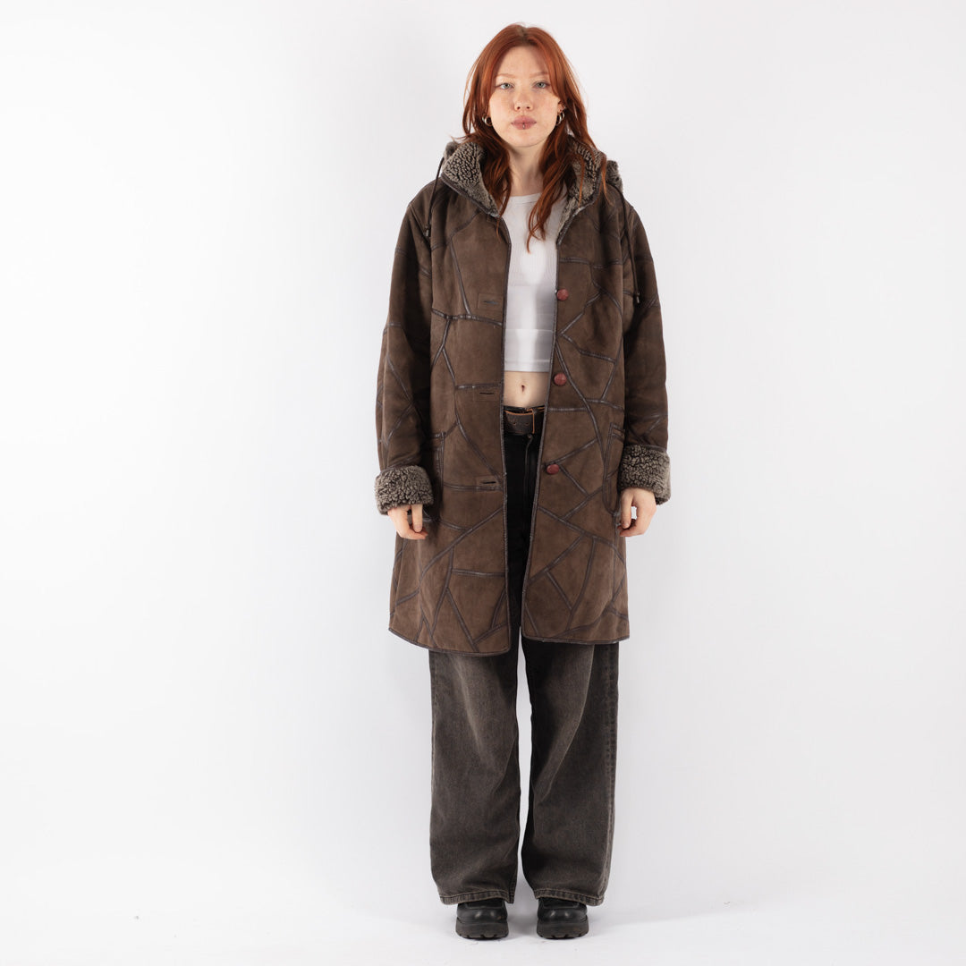 Vintage 90's Women Sheepskin Coat in Brown
