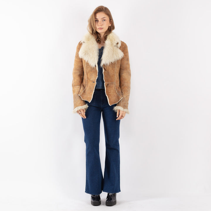 Vintage 90's Women Sheepskin Jacket in Beige