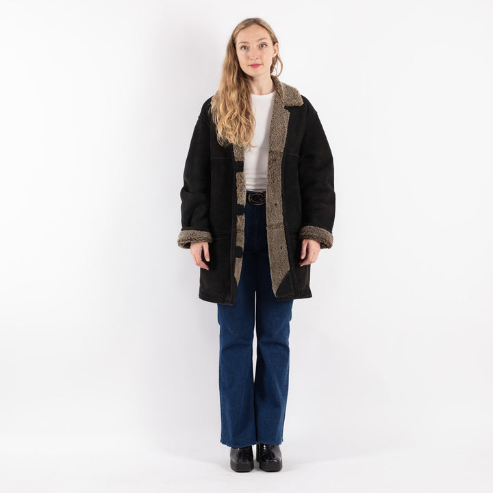 Vintage 90's Women Sheepskin Coat in Black