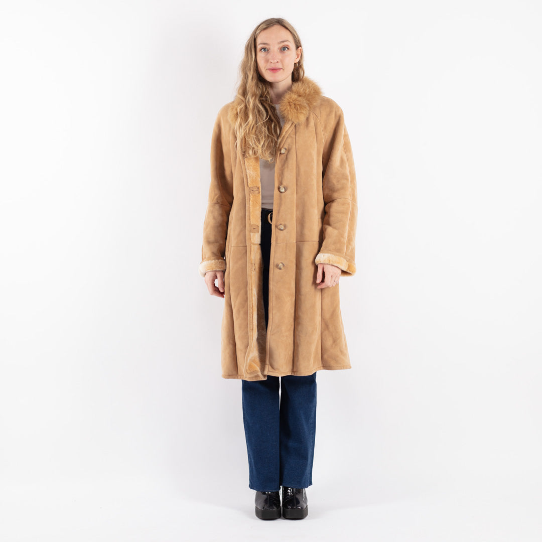 Vintage 80's Women Sheepskin Coat in Beige