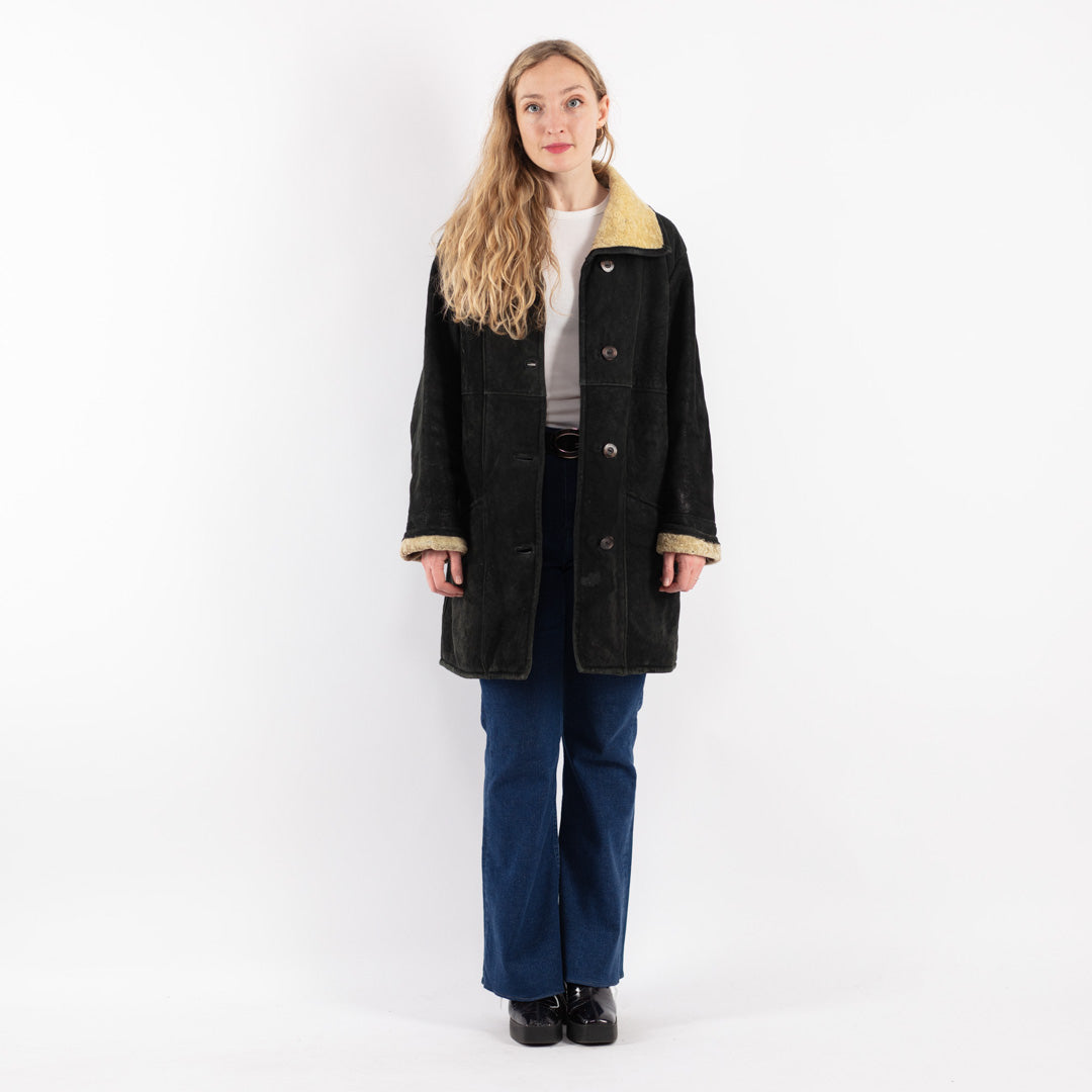 Vintage 90's Women Sheepskin Coat in Black