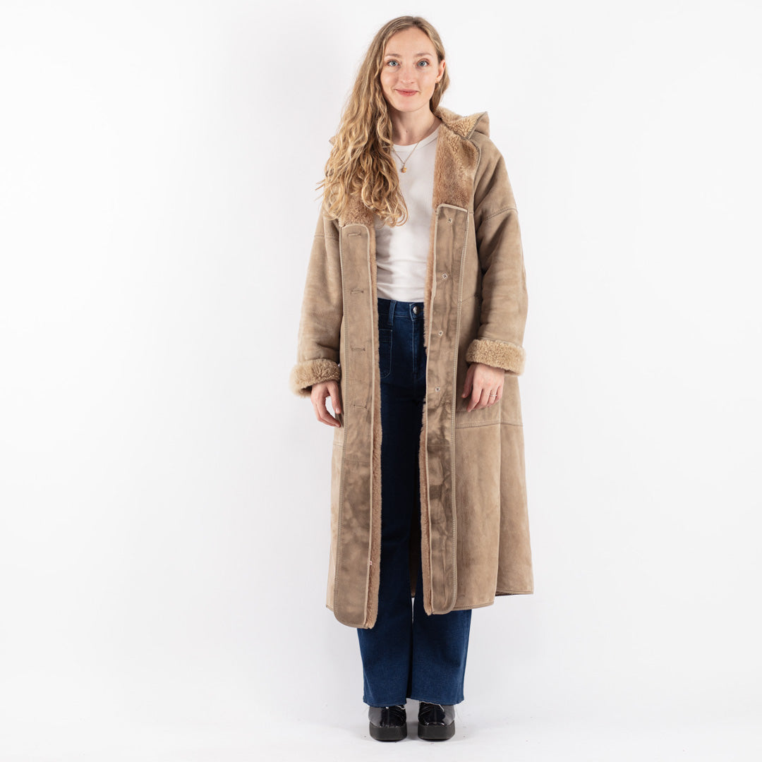 Vintage 70's Women Sheepskin Coat in Beige