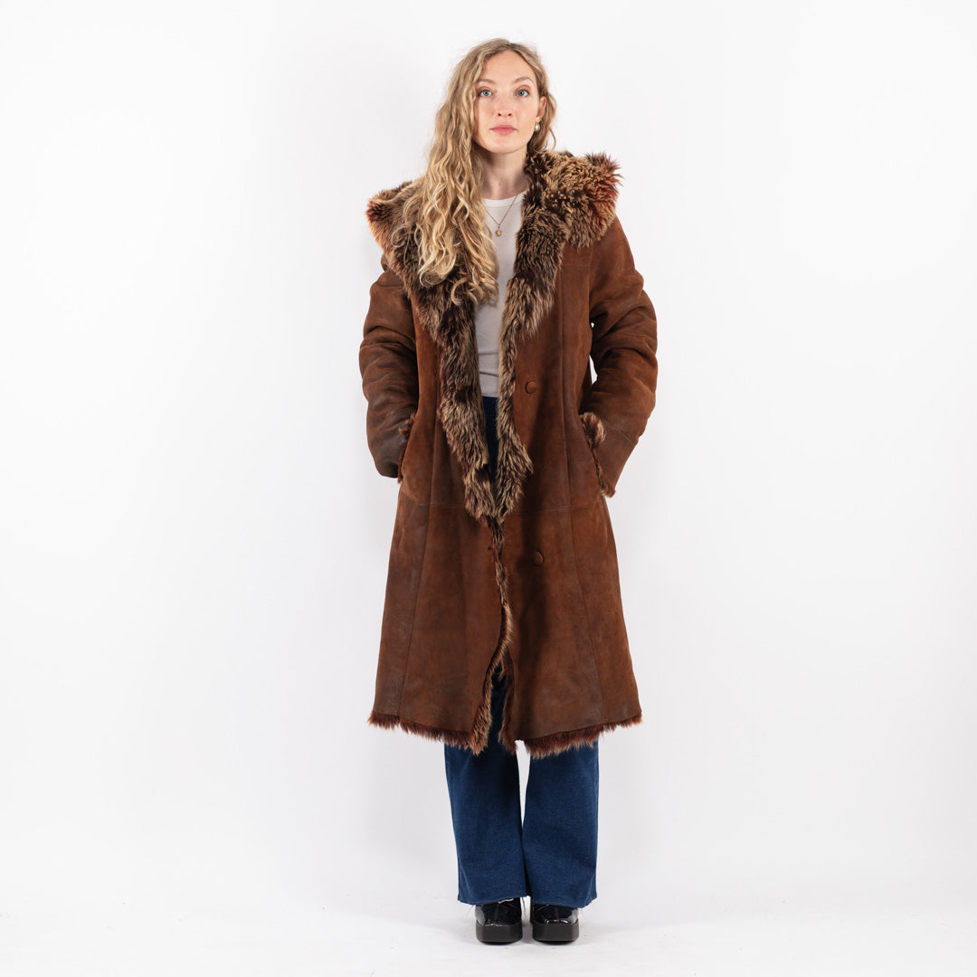 Vintage 90's Women Sheepskin Coat in Brown