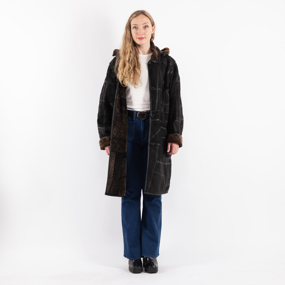 Vintage 90's Women Sheepskin Coat in Black