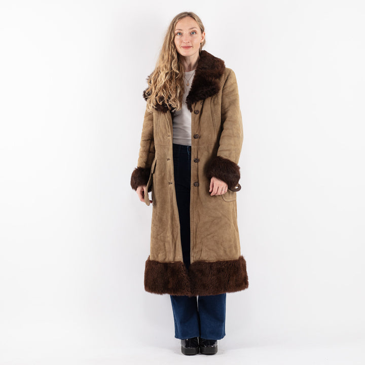 Vintage 70's Women Sheepskin Coat in Beige