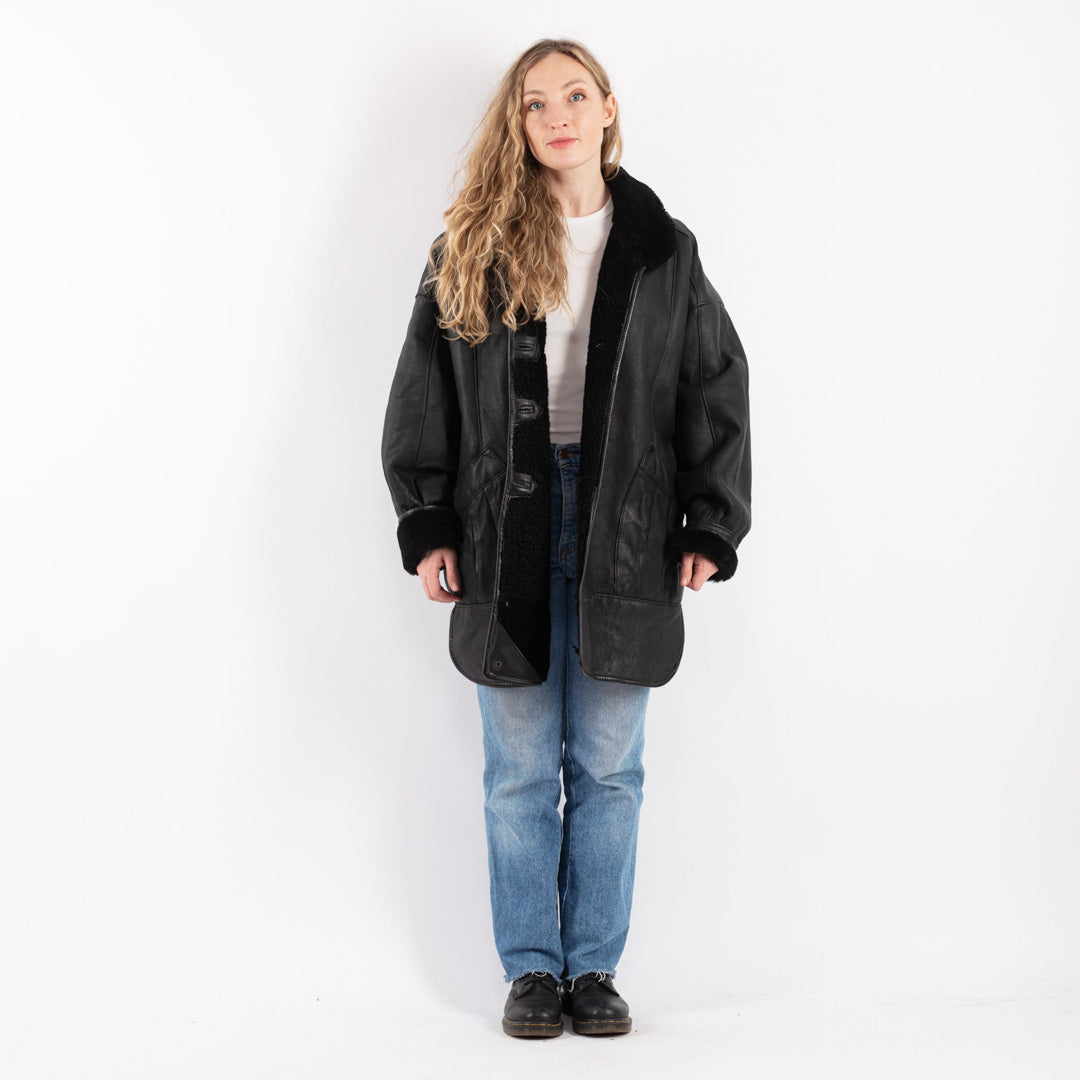 Vintage 80's Women Sheepskin Coat in Black