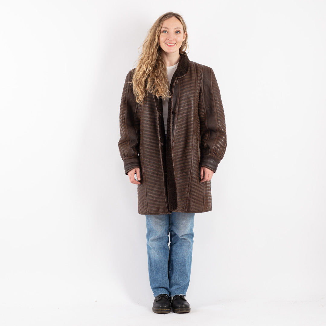 Vintage 80's Women Sheepskin Coat in Brown