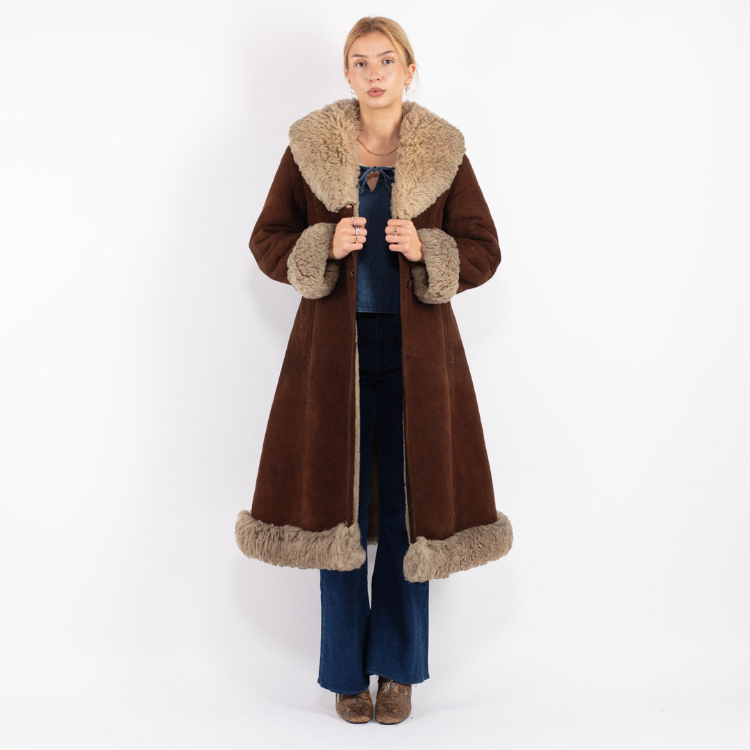 Vintage 70's Women Sheepskin Coat in Brown