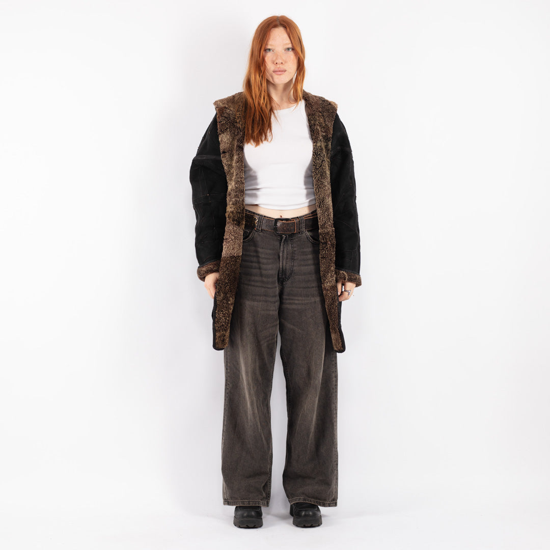 Vintage 90's Women Sheepskin Coat in Black