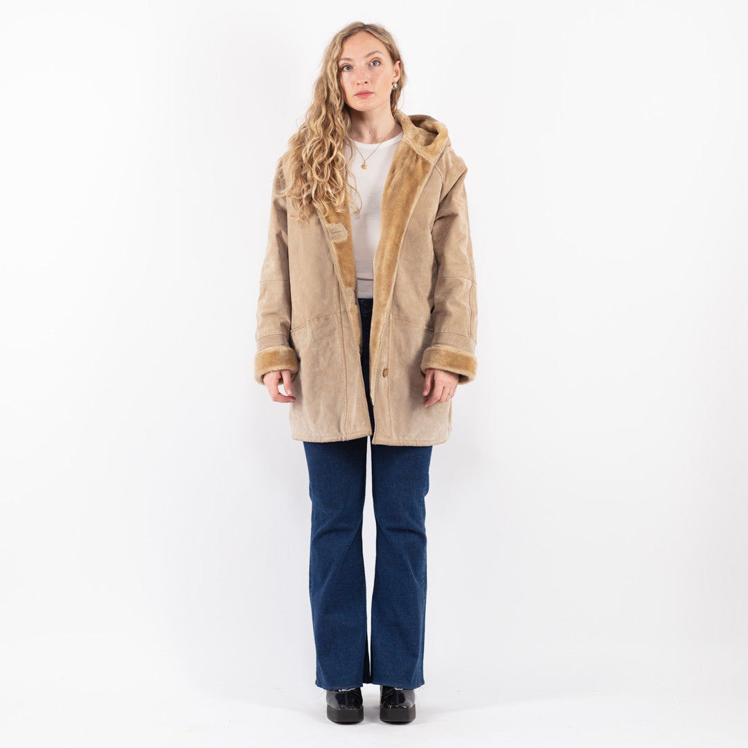 Vintage 90's Women Suede Sherpa Coat in Beige