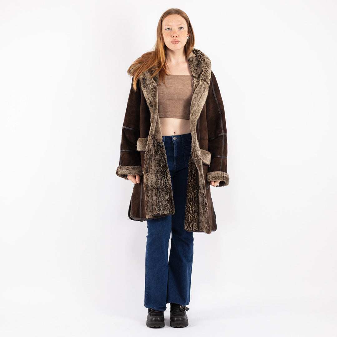 Vintage 90's Women Shearling Coat in Brown