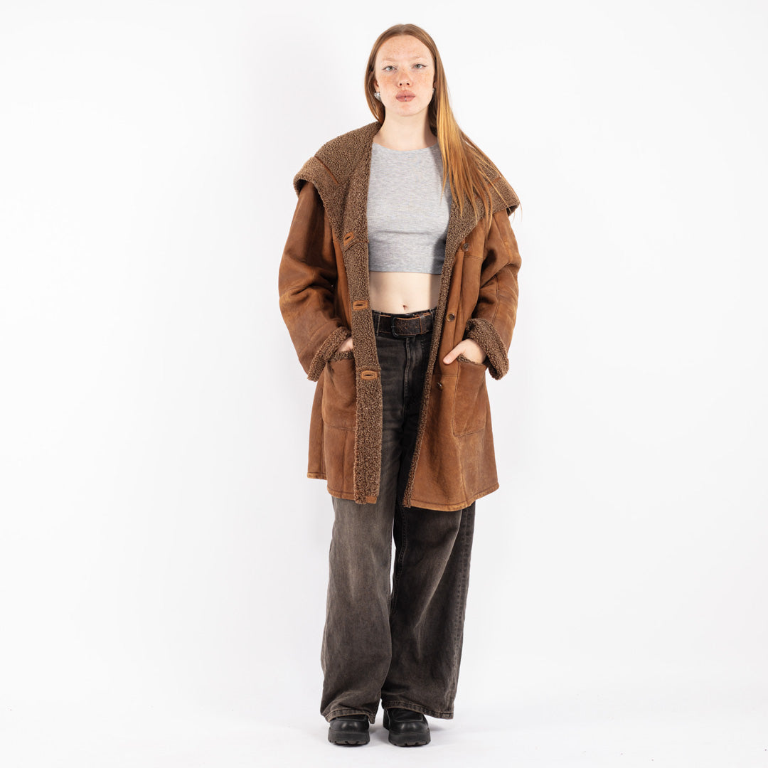 Vintage 90's Women Sheepskin Coat in Brown