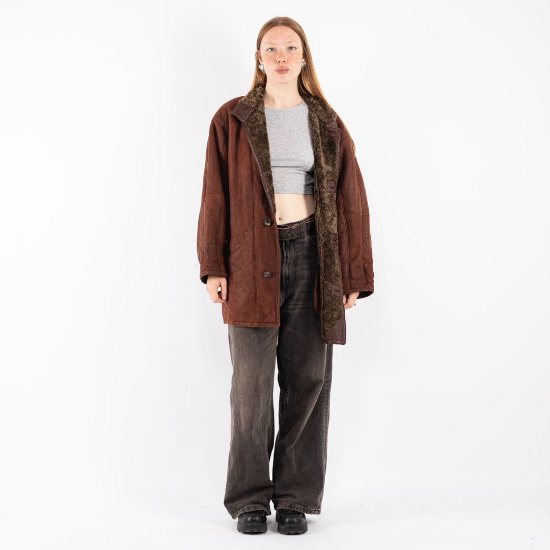 Vintage 90's Women Sheepskin Coat in Brown