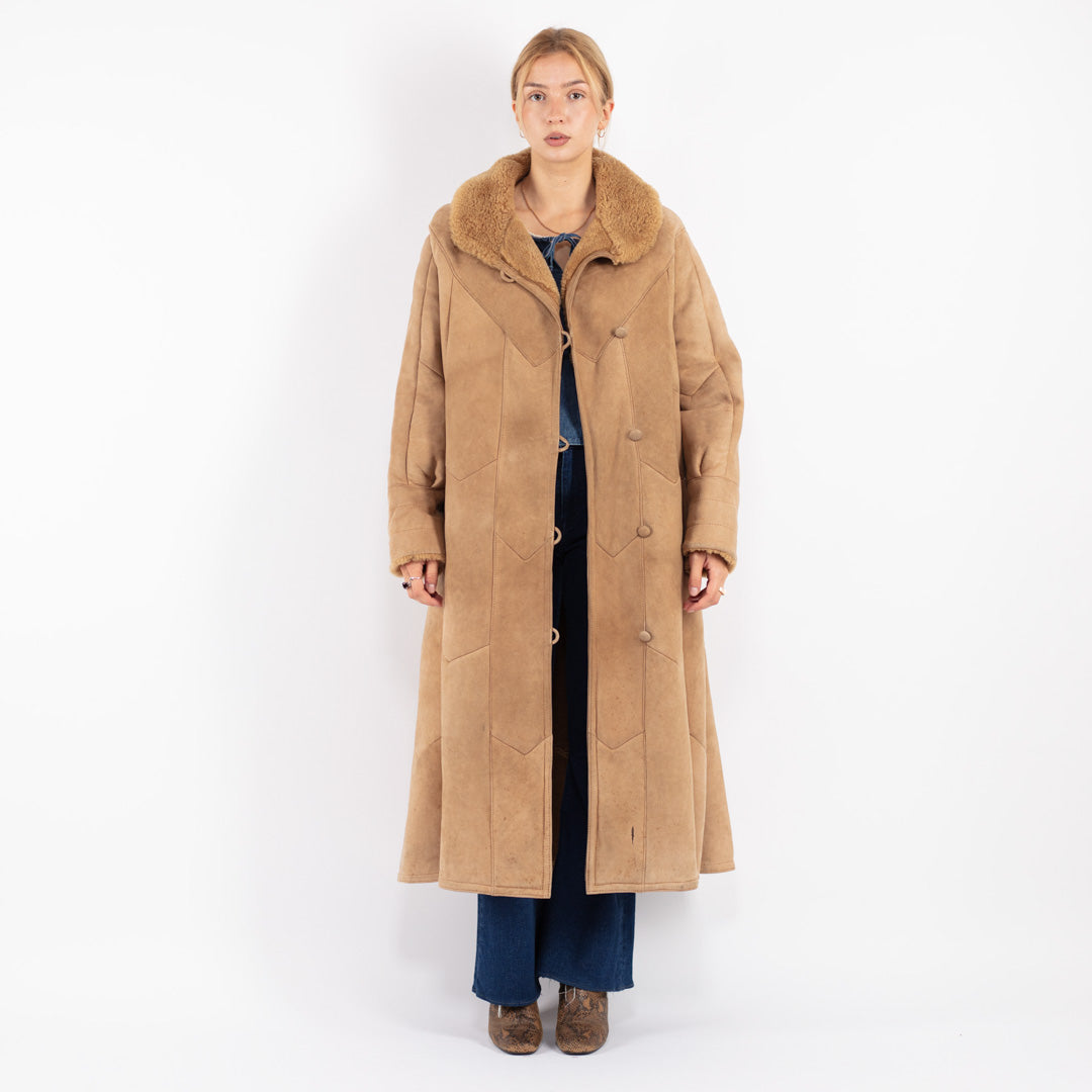 Vintage 70's Women Sheepskin Coat in Beige