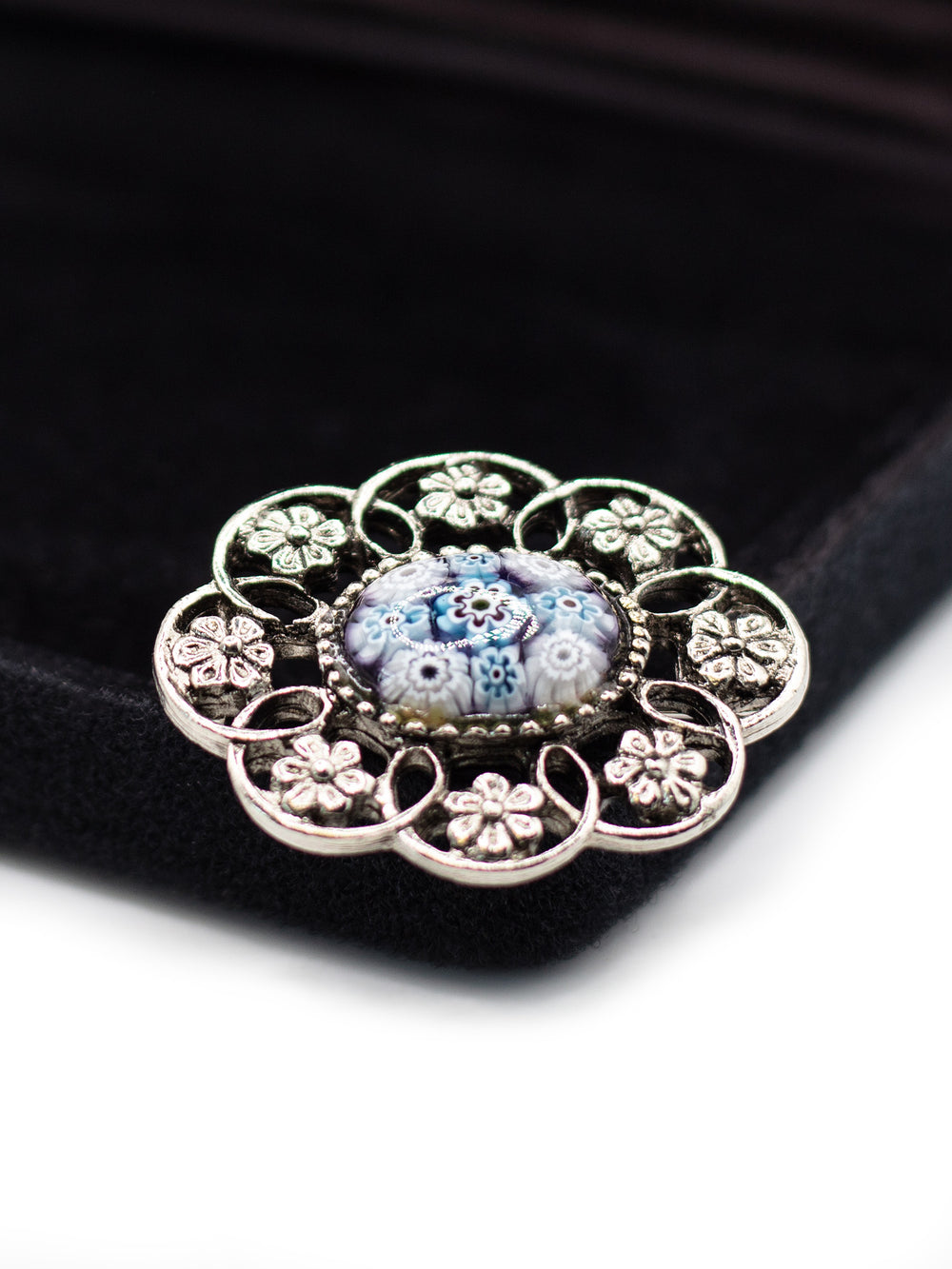 Vintage 50's Brooch in Silver