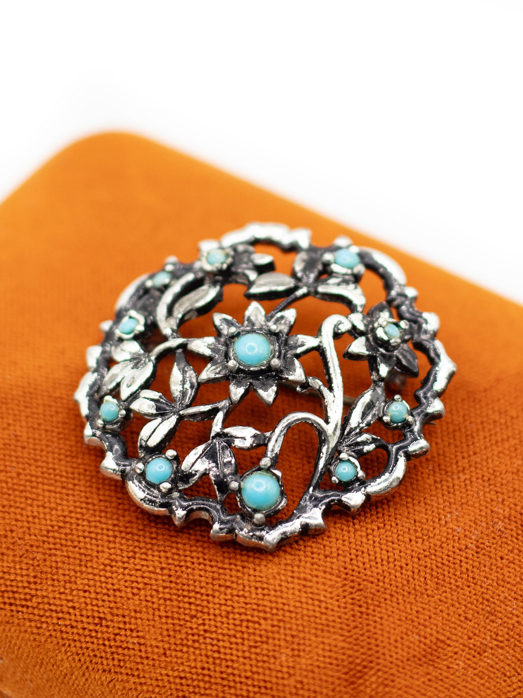 Vintage 60's Brooch in Silver