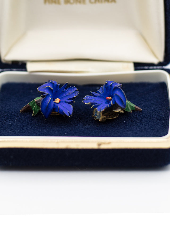 Vintage 50's Clip-on Earrings in Blue