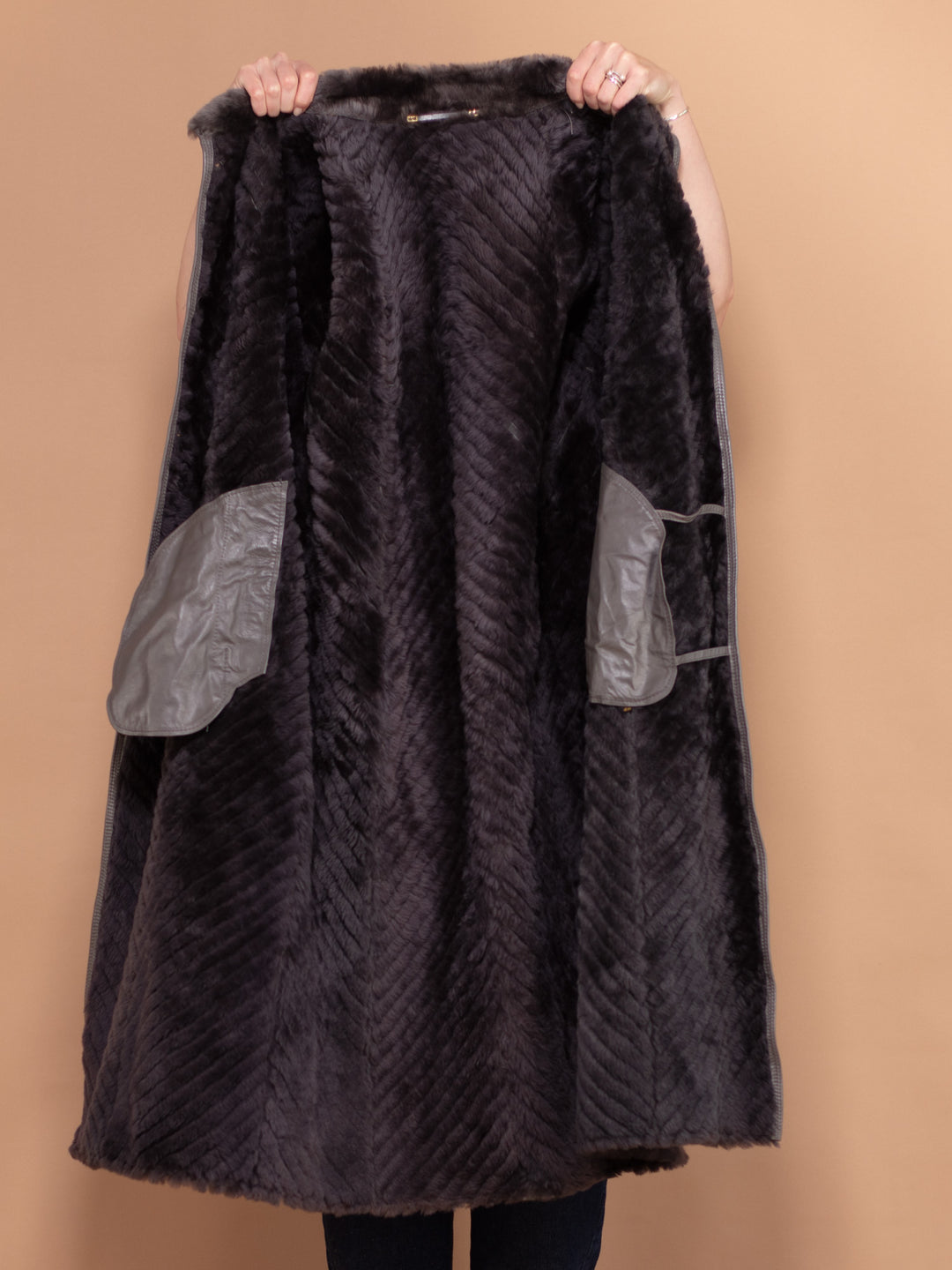 Sheepskin Coat 80's, Size Medium M Warm Shearling Fur Coat, Gray Sheepskin Overcoat, Elegant Sheepskin Coat, Penny Lane, Winter Outerwear