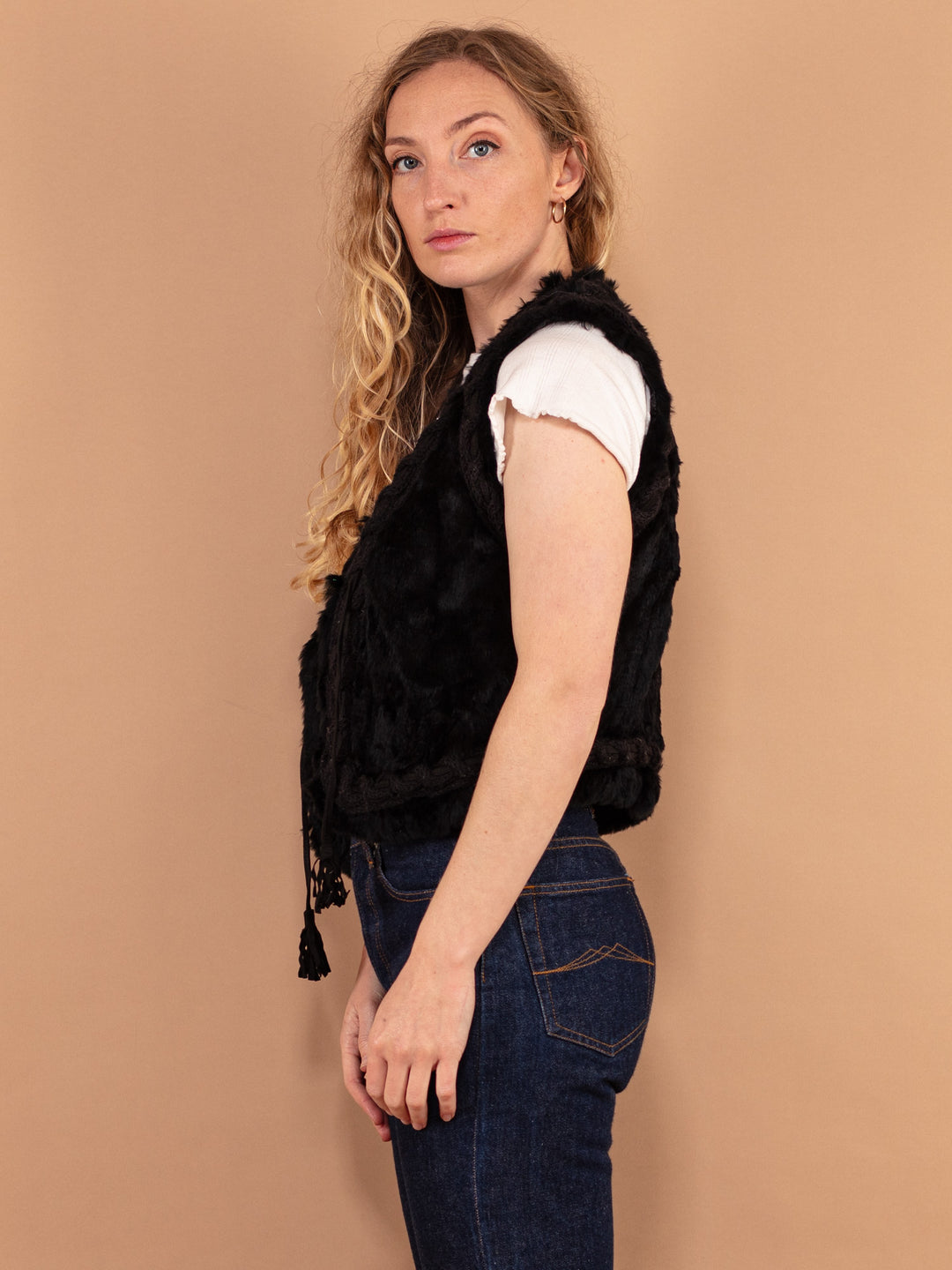 Vintage 00's Women Fur Vest in Black - NorthernGrip